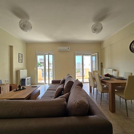 Maria Beach Apartement In Korinth! 외부 사진
