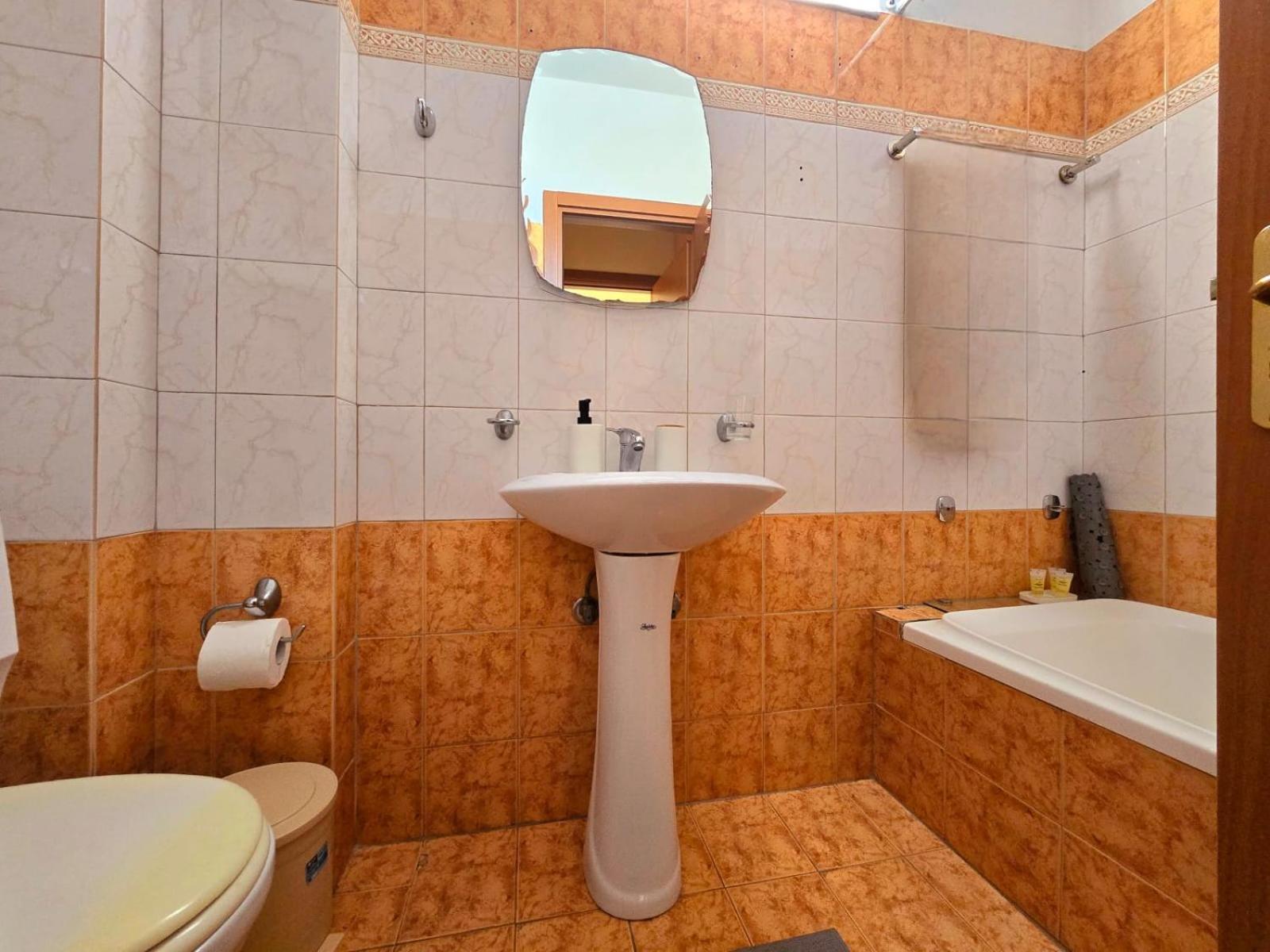 Maria Beach Apartement In Korinth! 외부 사진